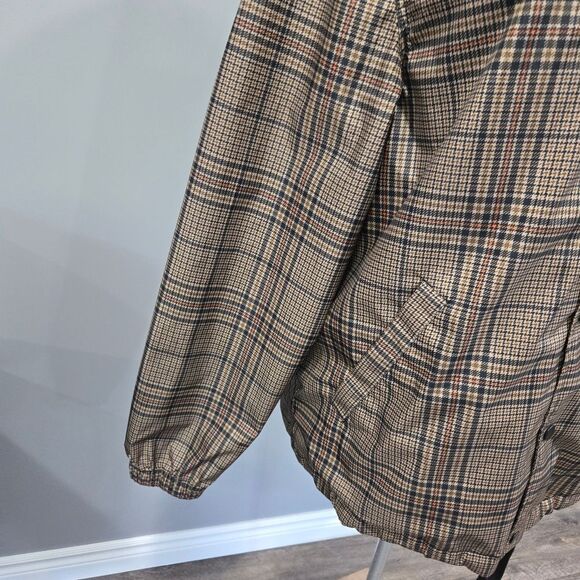 🐢 H&M Men's Size L Windbreaker Waterproof. Like New. - Picture 10 of 17